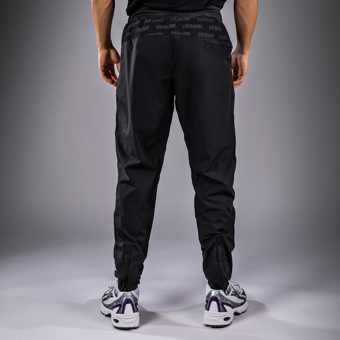 Venum Cargo Light Aero Joggers - Black