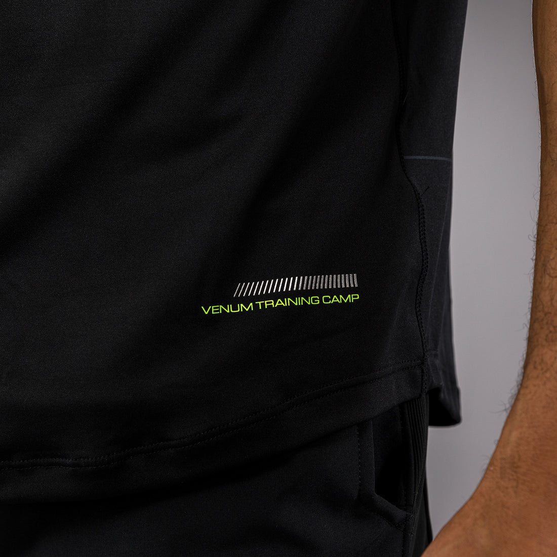 Venum Training Camp 4.0 Dry Tech T-shirt - Black/Neon Green