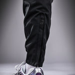 Load image into Gallery viewer, Venum Cargo Light Aero Joggers - Black
