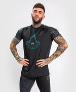 Load image into Gallery viewer, VENUM Assassin&#39;s Creed Reloaded Dry tech t-shirt - Black
